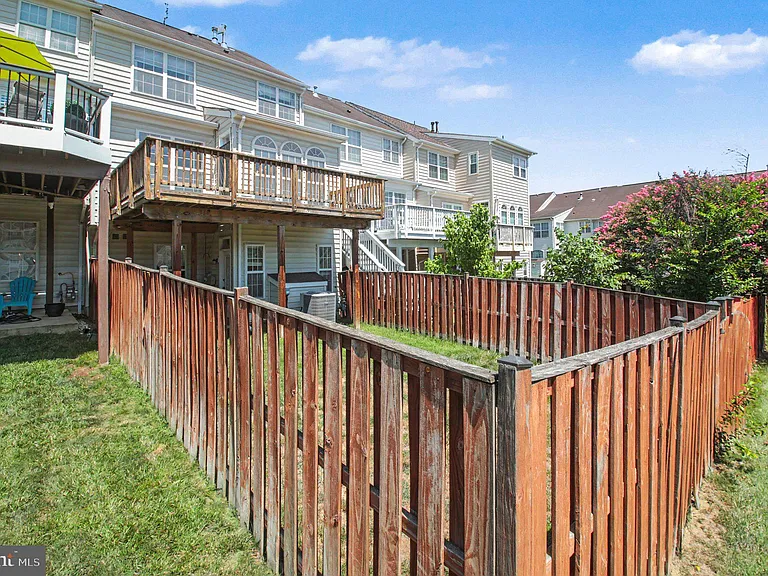 213 Spencer Ter SE — Photo 27