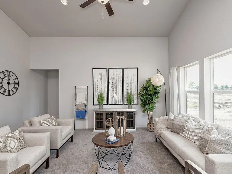 7589 E Declaration Dr — Photo 5