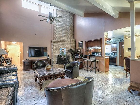 4th image of 5610 Water Leaf Ln