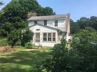 4 Old Hopkinton Rd, Westerly, RI 02891