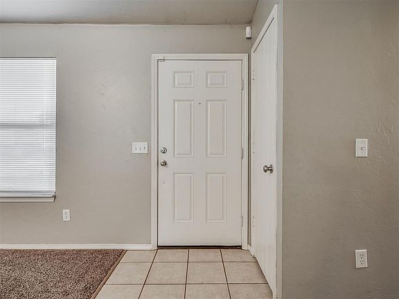 5th image of 9728 SW 27th St