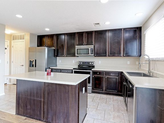 5th image of 828 Lonewolf Cir