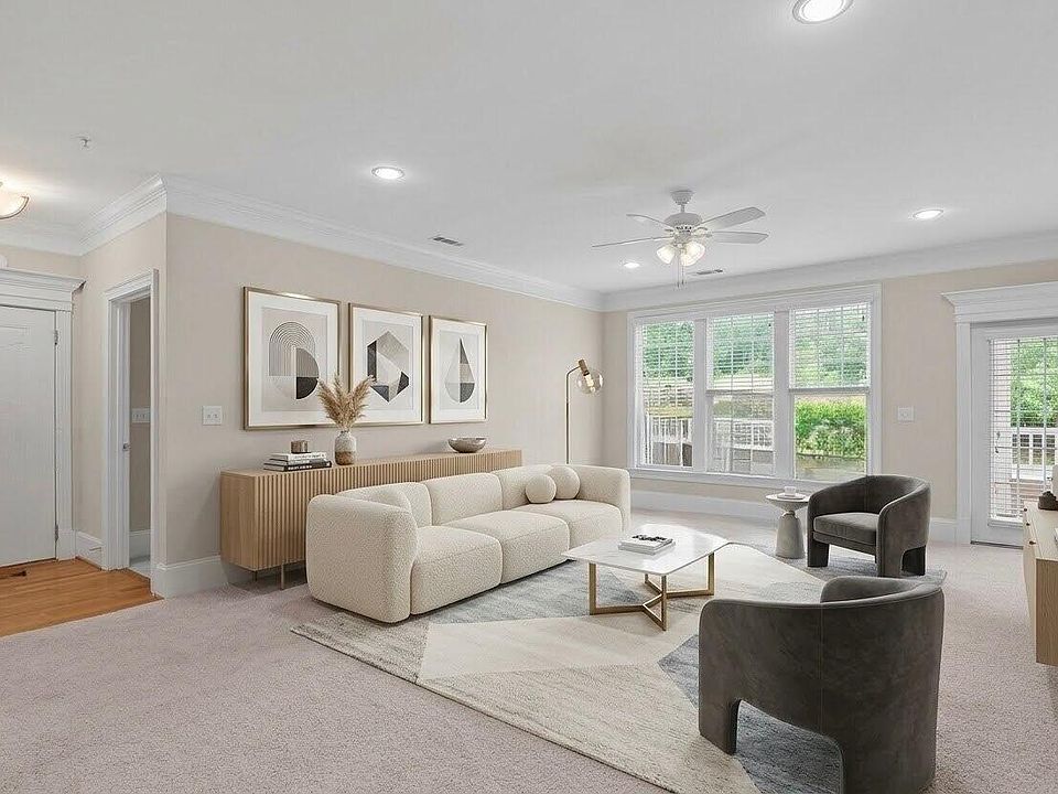 1st image of 928 Portstewart Dr