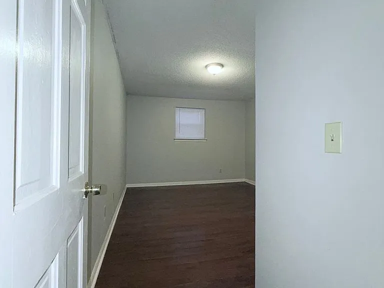 603 Ashland Ter — Photo 13