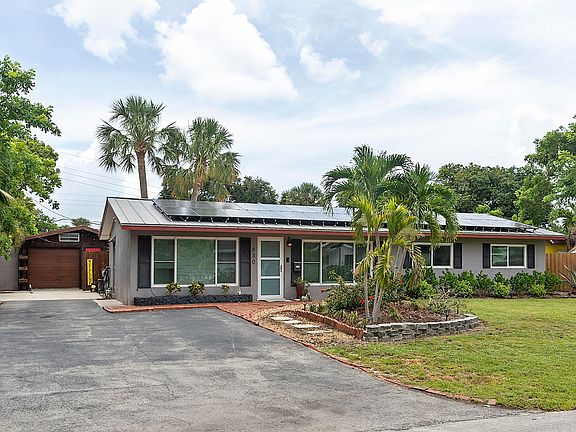 2nd image of 830 SW 1st Avenue