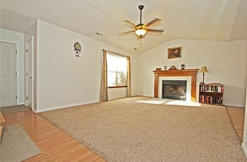 4th image of 1185 Greenwood Park