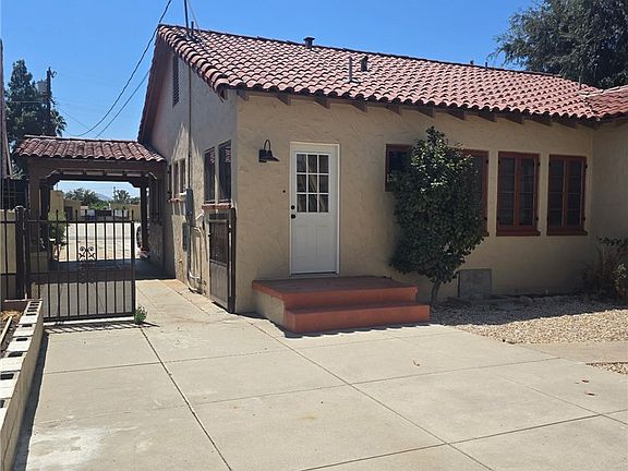 3rd image of 340 W 29th St