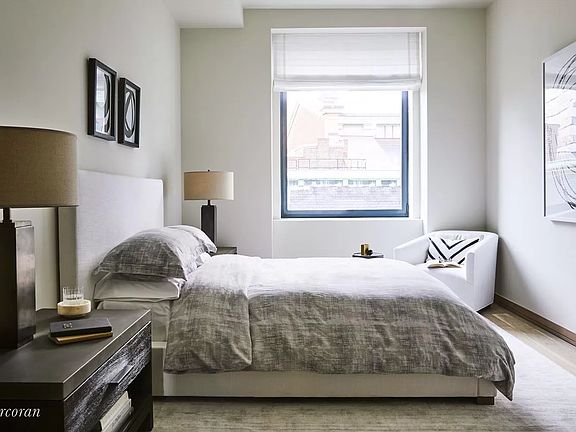 5th image of 88 Lexington Ave APT 1406