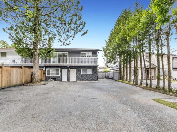 7285 130a St, Surrey, BC V3W 6E9