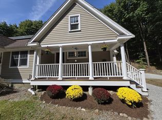38 Lee St, Weymouth, MA 02189