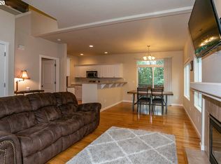 37651 Rachael Dr, Sandy, OR 97055