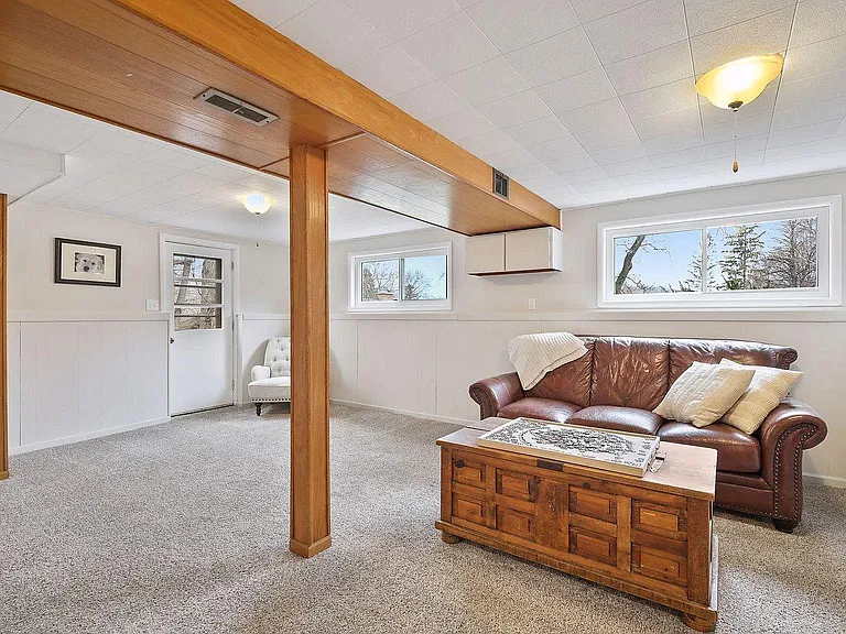 11301 Friar Ln — Photo 26