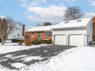 19 Victory Drive, Albany, NY, 12205