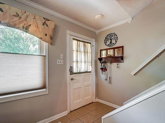 3rd image of 4342 Beechgrove Dr