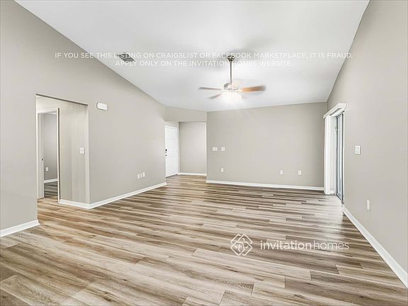 4th image of 5120 33rd Ave E