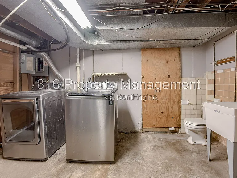 8710 Kentucky Ave — Photo 21