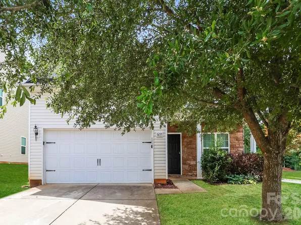 6237 Sydney Mae Ln, Charlotte, NC 28262