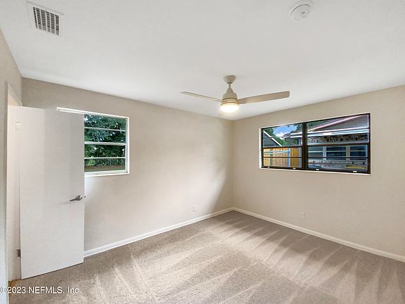 5th image of 4704 LANE Avenue S