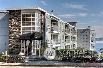 2nd image of 720 Lakeside Avenue S #304