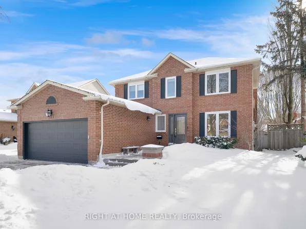 527 Beech St E, Whitby, ON L1N 7R1