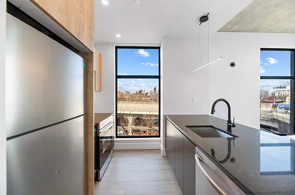 Rented by REAL New York | media 45