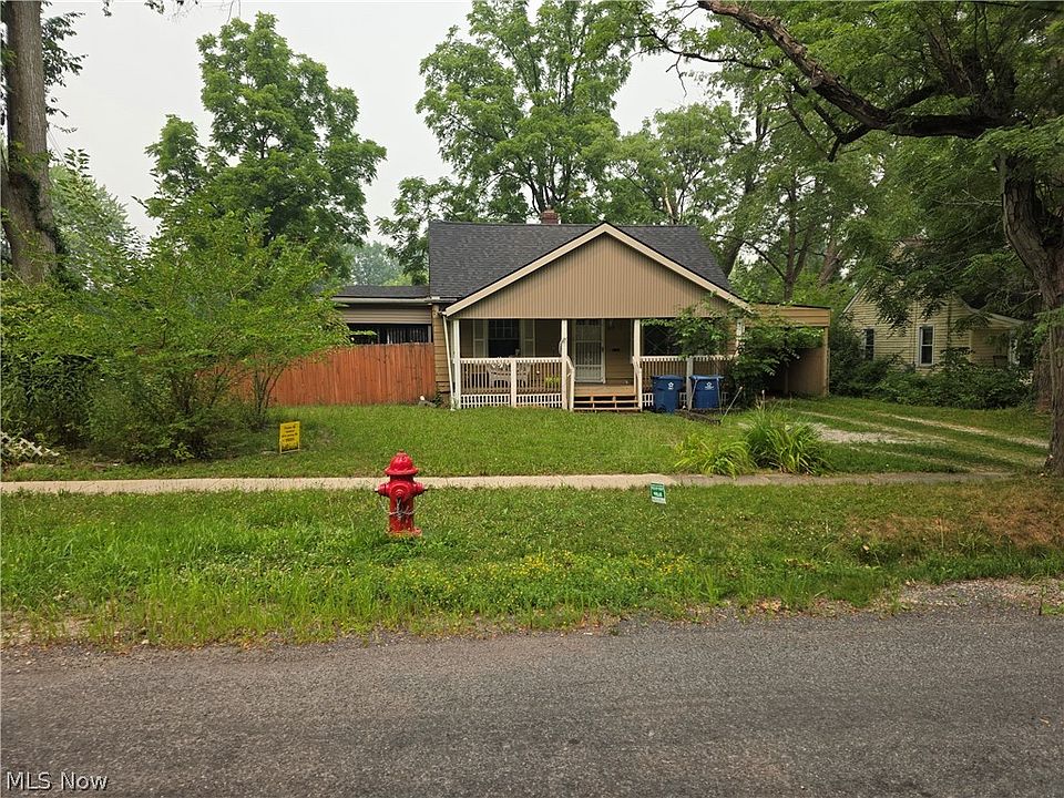 2nd image of 617 Cuyahoga St