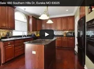 660 Southern Hills Dr, Eureka, MO