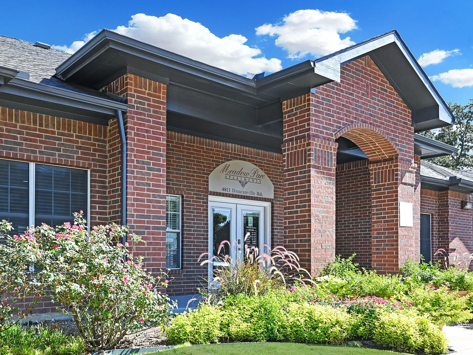 Meadow Parc — Photo 1