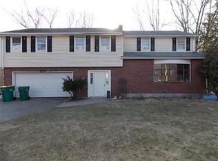 107 Pine St, South Easton, MA 02375