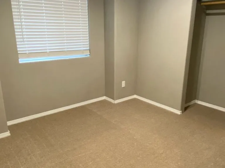 1095 N Pacific Hwy #99 — Photo 7