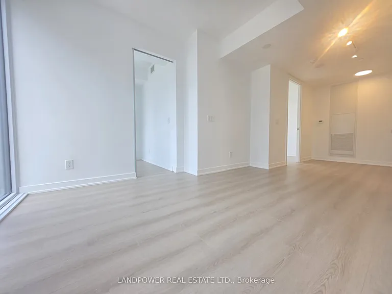 100 Queen St E #1703 — Photo 10