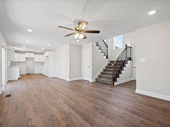 4th image of 1241 Elizabeth Ln Lot 110