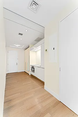 Rented by Nest Seekers International | media 1