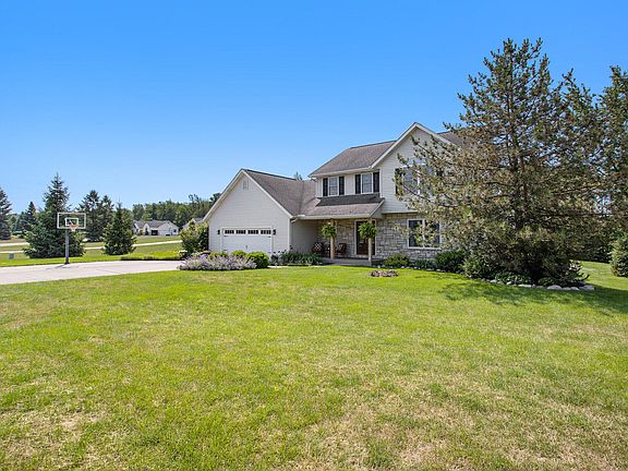 2nd image of 8018 Fawn Meadow Trl