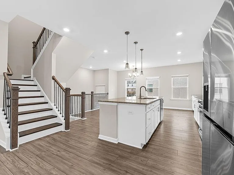 2247 Pink Hawthorn Dr — Photo 12