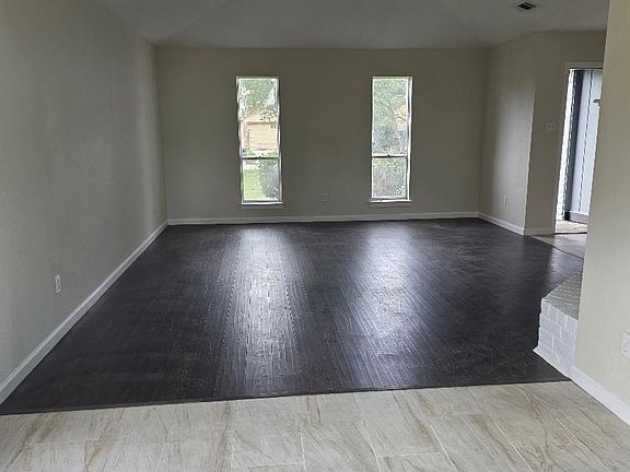 4th image of 6802 McCullum Rd