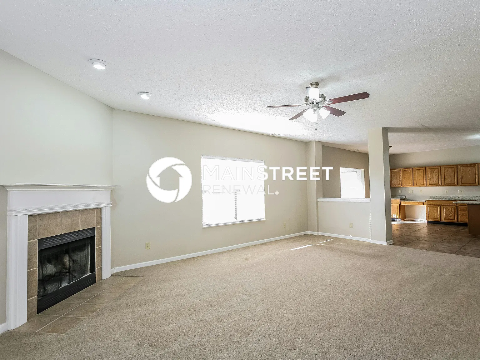 11705 Rossmore Dr — Photo 3