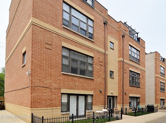 2nd image of 2324 W Bloomingdale Ave APT C