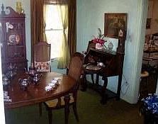 4th image of 834 Stewart Dr