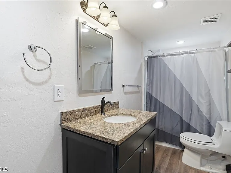 2342 Barden St — Photo 19