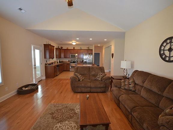 5th image of 2062 Allison Hts