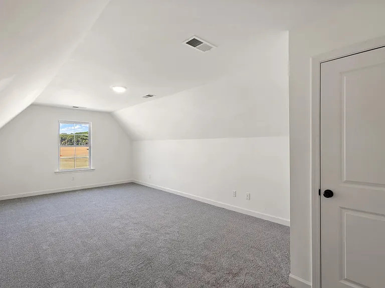 6275 Clover Ct — Photo 17