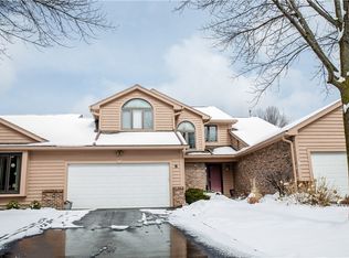 8 Brisbane Ln #PVT, Rochester, NY 14612