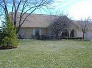 1055 Arroyo Rd, Greenwood, IN 46143