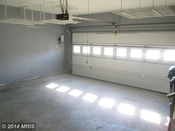4th image of 11219 Englewood Ct