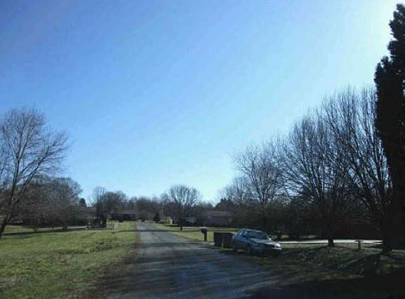 2nd image of 200 Prairie Dr