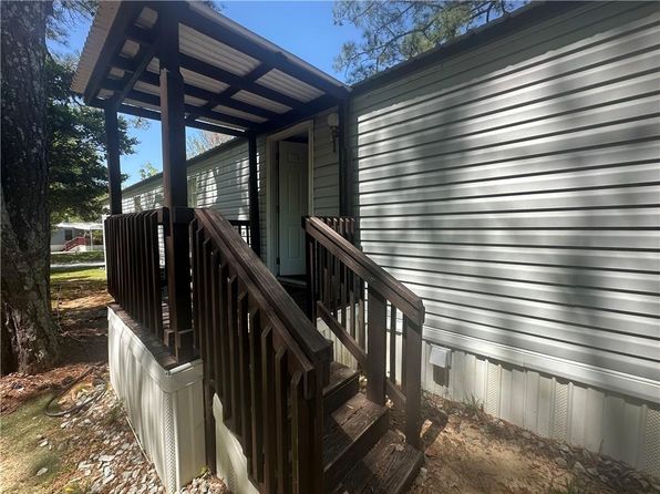 14 Craig Dr SW, Conyers, GA 30012
