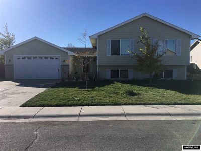 2317 Absaroka Trl, Bar Nunn, WY, 82601