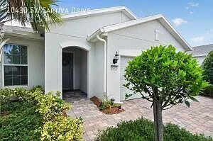 10430 SW Captiva Dr