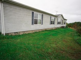 18719 Loomis Rd, Nelsonville, OH 45764